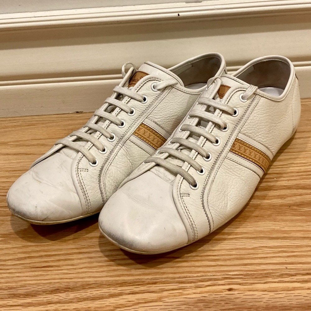 Louis Vuitton Acrobat shoes white leather